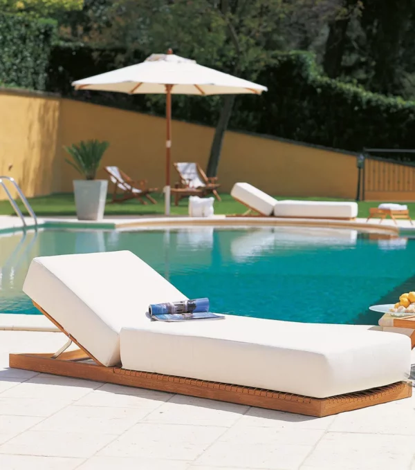 Synthesis Low Sunlounger in Teak and WaProLace - Image 3